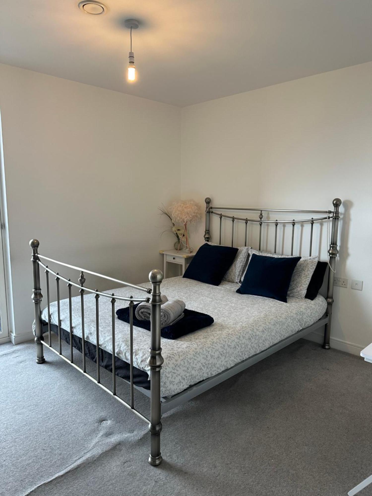 Luxury 3 Bedroom Flat In Stratford, London Bagian luar foto