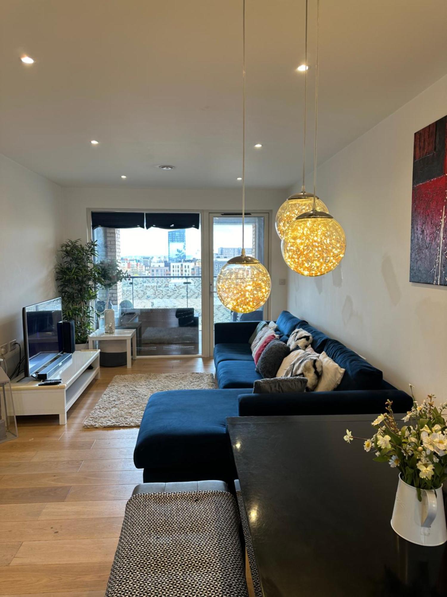 Luxury 3 Bedroom Flat In Stratford, London Bagian luar foto