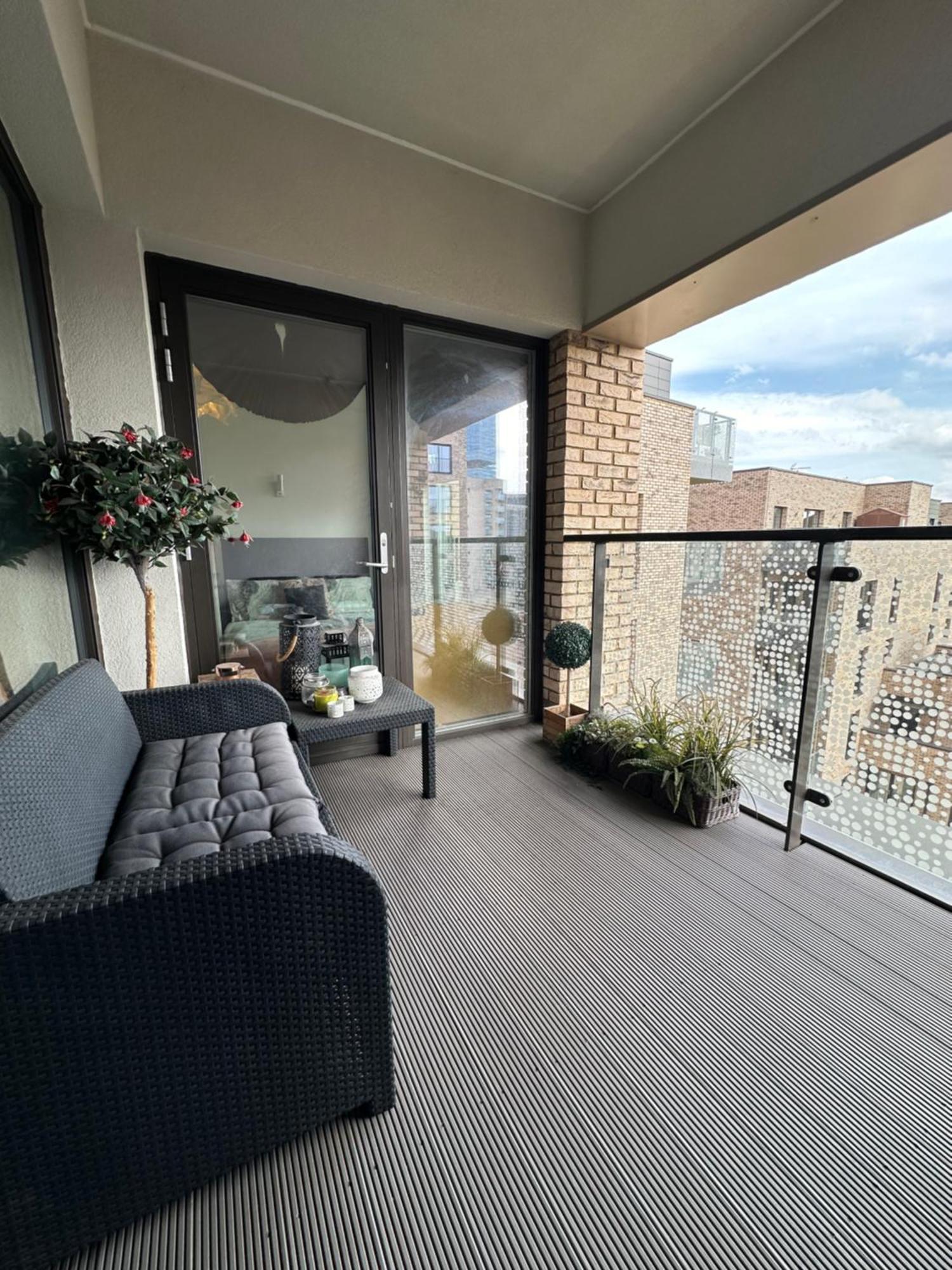 Luxury 3 Bedroom Flat In Stratford, London Bagian luar foto